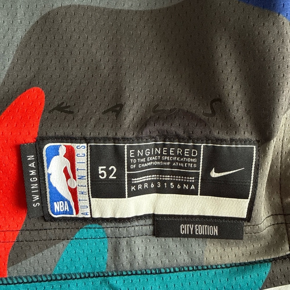 Men’s Nike Cam Johnson #2 Brooklyn Nets KAWS 2023 City Edition Jersey Sz 52 NWT - Picture 3 of 7